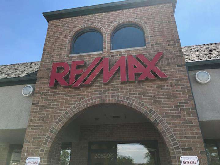 Peggy Alexa - The Alexa Group Of Re/Max Synergy | 20529 South La Grange Road, Frankfort, IL 60423 | Phone: (815) 212-3939