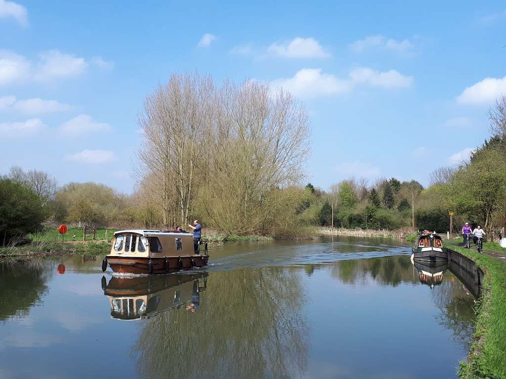 Lee Valley Park | Dobbs Weir Rd, Hoddesdon EN11 0AS, UK