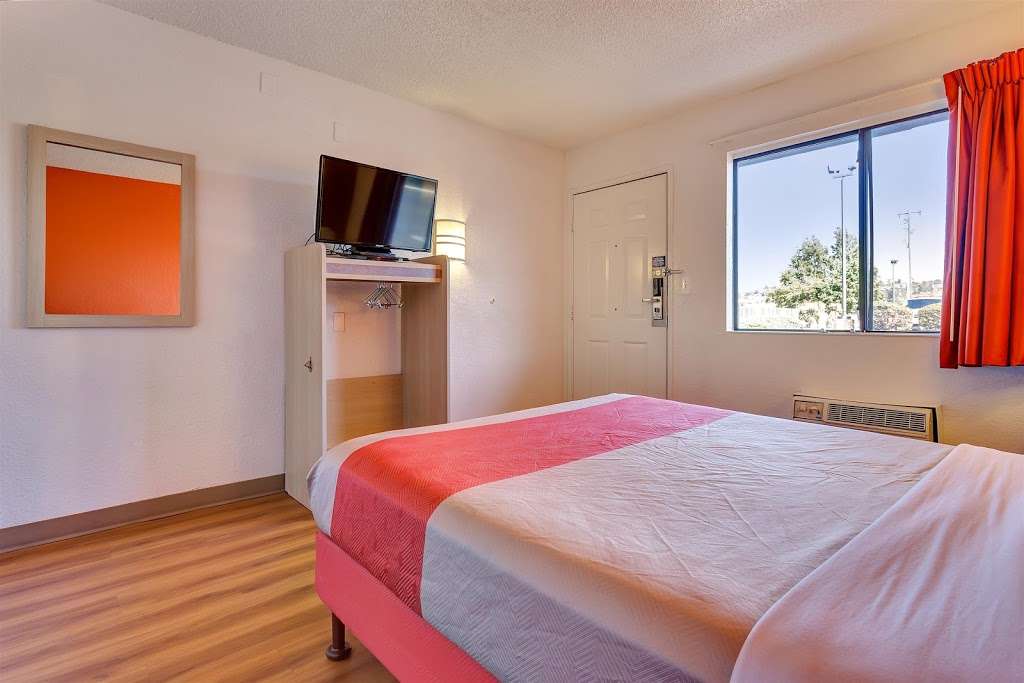 Motel 6 Vallejo - Six Flags West | 1455 Enterprise St, Vallejo, CA 94589, USA | Phone: (707) 643-7611