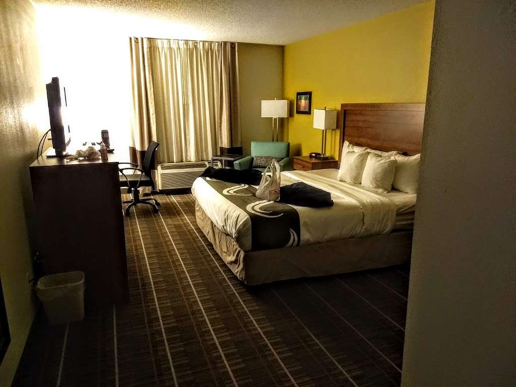 Quality Inn - Stephens City/Winchester South | 167 Town Run Ln, Stephens City, VA 22655, USA | Phone: (540) 869-6500