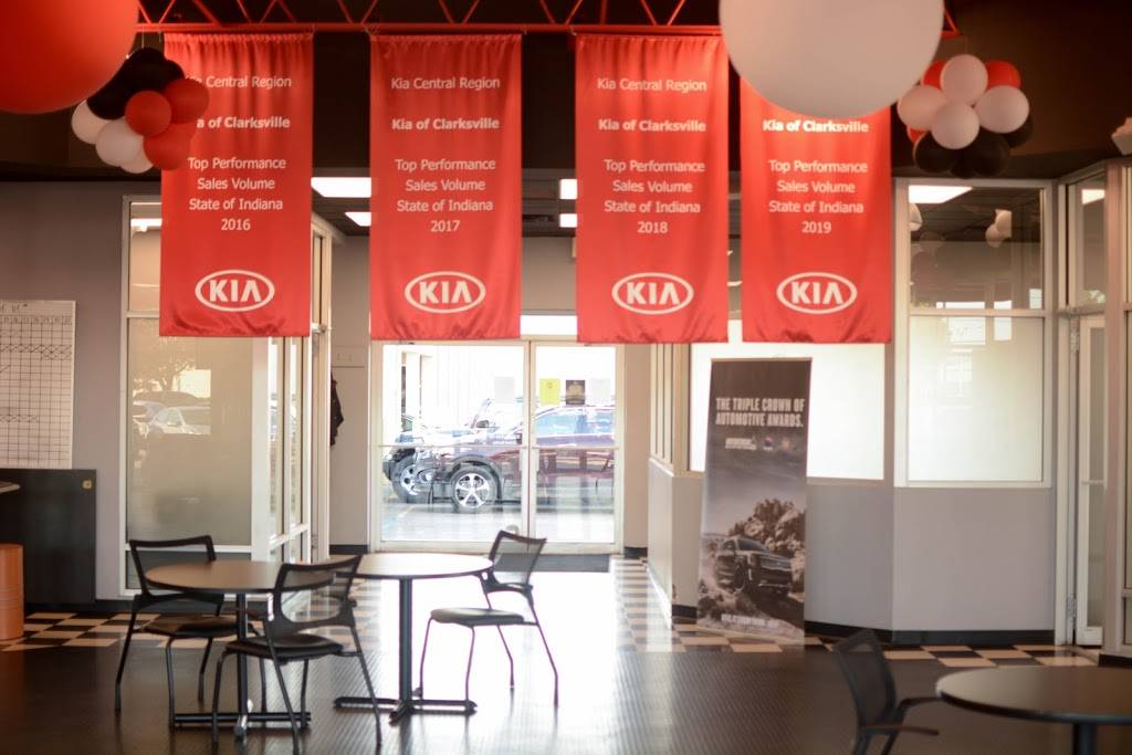 Kia Store Clarksville | 826 E Lewis and Clark Pkwy, Clarksville, IN 47129, USA | Phone: (866) 545-2429