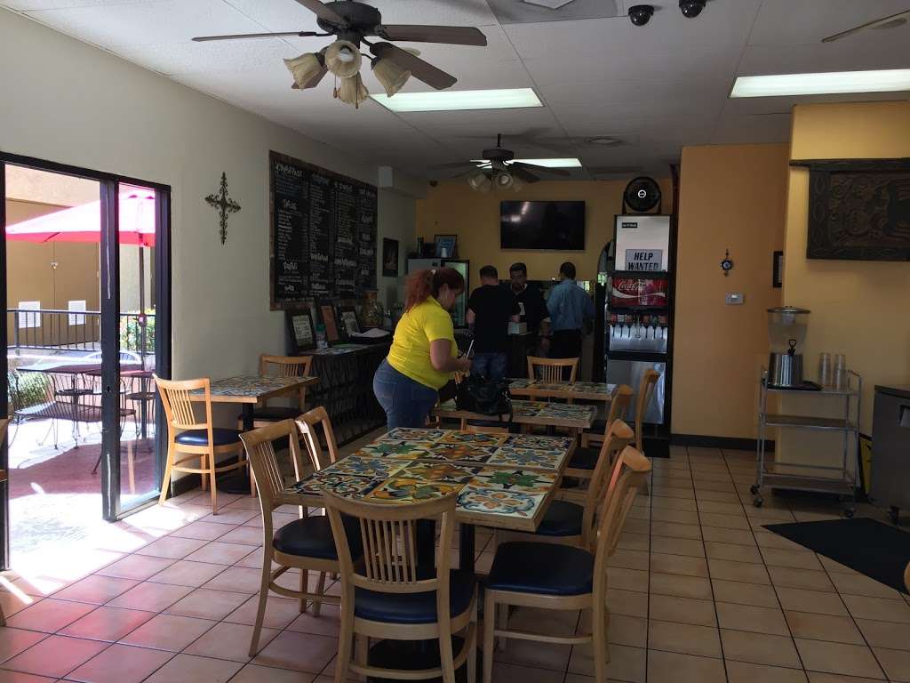 Mi Ranchito Mexican Restaurant | 12812 Rancho Penasquitos Blvd, San Diego, CA 92129, USA | Phone: (858) 484-4548