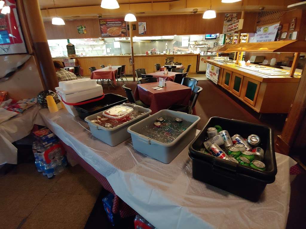 Gregs Catering | 3120 Roberts St, Franksville, WI 53126, USA | Phone: (262) 886-5775