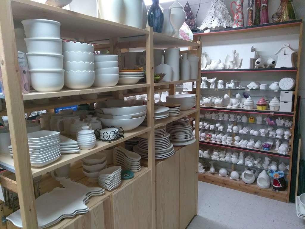 The Ceramic and Pottery Center | 900 HWY 3 N, League City, TX 77573, USA | Phone: (281) 332-4490