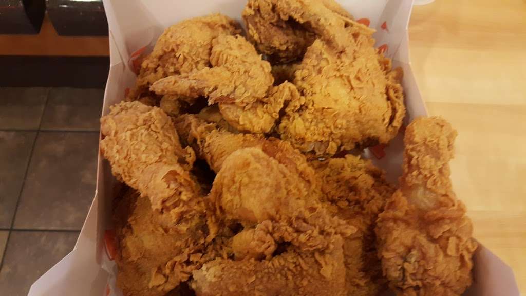 Popeyes Louisiana Kitchen | 11115 Culebra Rd, San Antonio, TX 78253, USA | Phone: (210) 688-9438