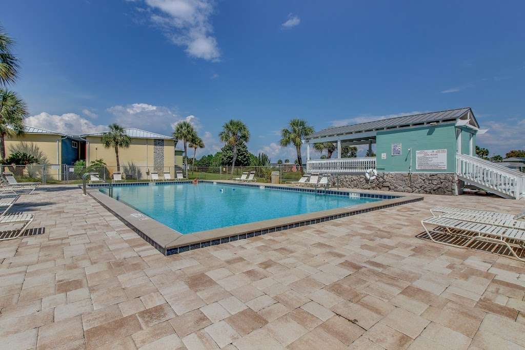 Vacasa Vacation Rentals Orlando | 115 Lake Davenport Blvd, Davenport, FL 33897, USA | Phone: (855) 861-5757