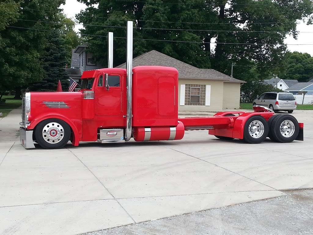 Dickerson Custom Trucks | 123 S Pearl St, Thorntown, IN 46071, USA | Phone: (765) 436-2586