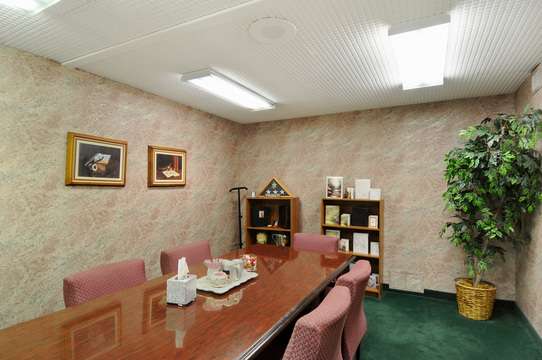 Green Acres Glendale Mortuary | 5830 W Missouri Ave, Glendale, AZ 85301, USA | Phone: (623) 939-8321