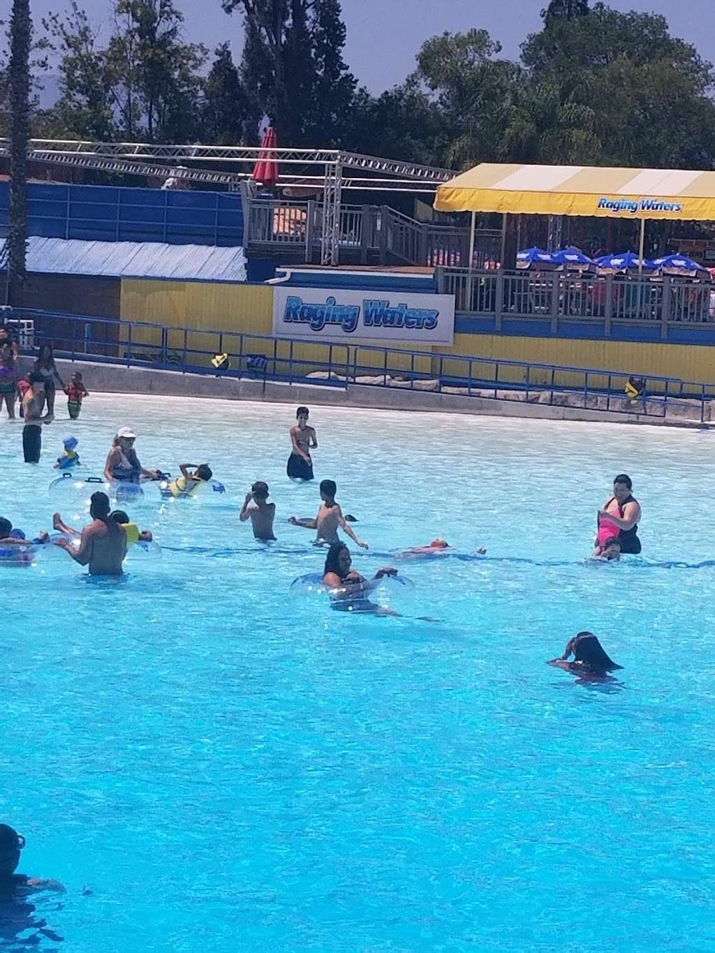 Raging Waters Los Angeles | 111 Raging Waters Dr, San Dimas, CA 91773, USA | Phone: (909) 802-2200
