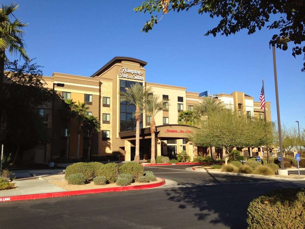 Hampton Inn & Suites Phoenix Glendale-Westgate | 6630 N 95th Ave, Glendale, AZ 85305 | Phone: (623) 271-7771