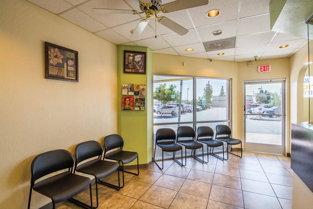 A Healthy Smile Dental | 4105 N 51st Ave #109, Phoenix, AZ 85031, USA | Phone: (623) 245-2828