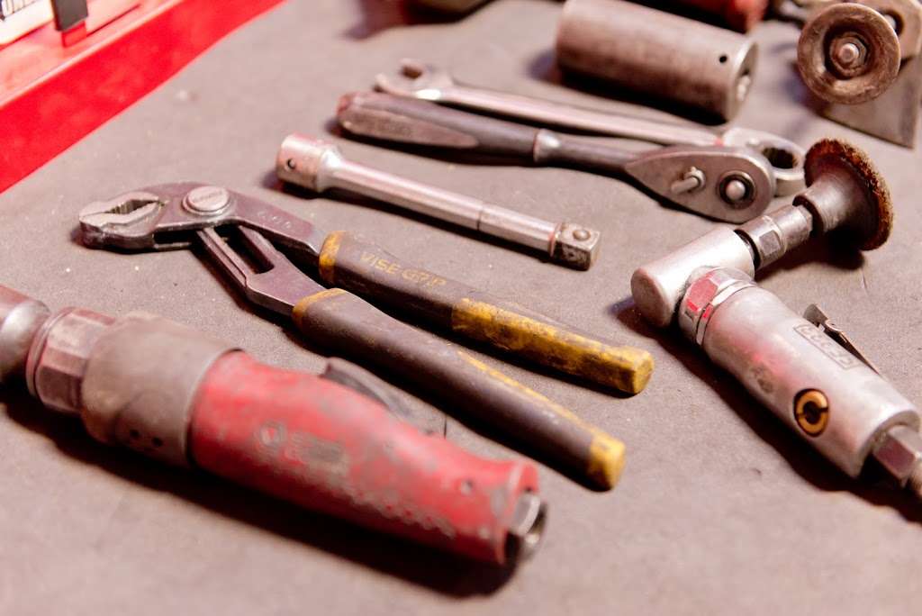 Truck and Vehicle Repair Baltimore | 1013, 6917 Proctman Ave, Rosedale, MD 21237, USA | Phone: (410) 325-4060