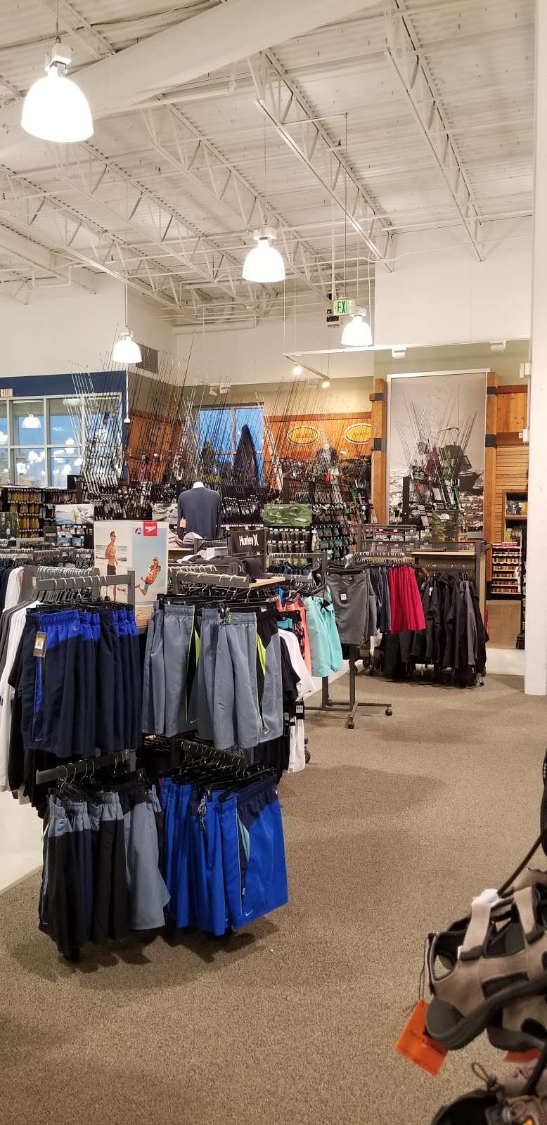 DICKS Sporting Goods | 2300 N Salisbury Blvd, Salisbury, MD 21801, USA | Phone: (410) 219-1136