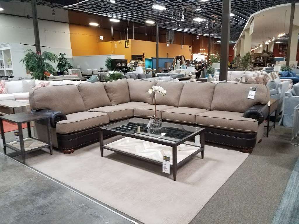 The Dump Furniture Outlet Furniture Store 10251 North Fwy