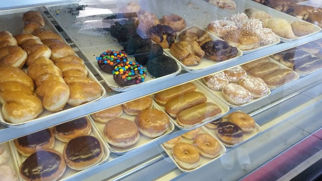 M & M Donuts | 1614 W Katella Ave, Anaheim, CA 92802, USA | Phone: (714) 490-0718