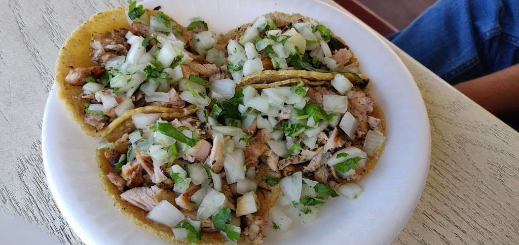 Tacos Don Goyo | 8502 Telegraph Rd, Downey, CA 90240, USA | Phone: (562) 923-1455