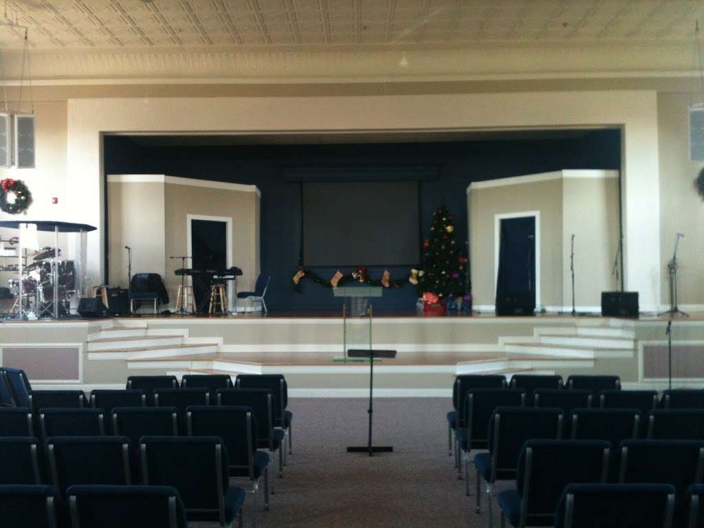 Sign of the Dove | 424 10th St, Waukegan, IL 60085, USA | Phone: (847) 662-1380