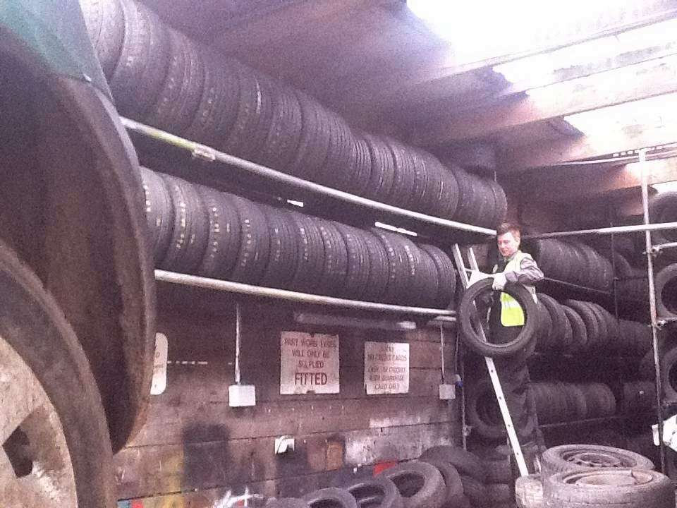 Kingswood Tyres | West View, Brighton Rd, Lower Kingswood KT20 6SU, UK | Phone: 01737 830999