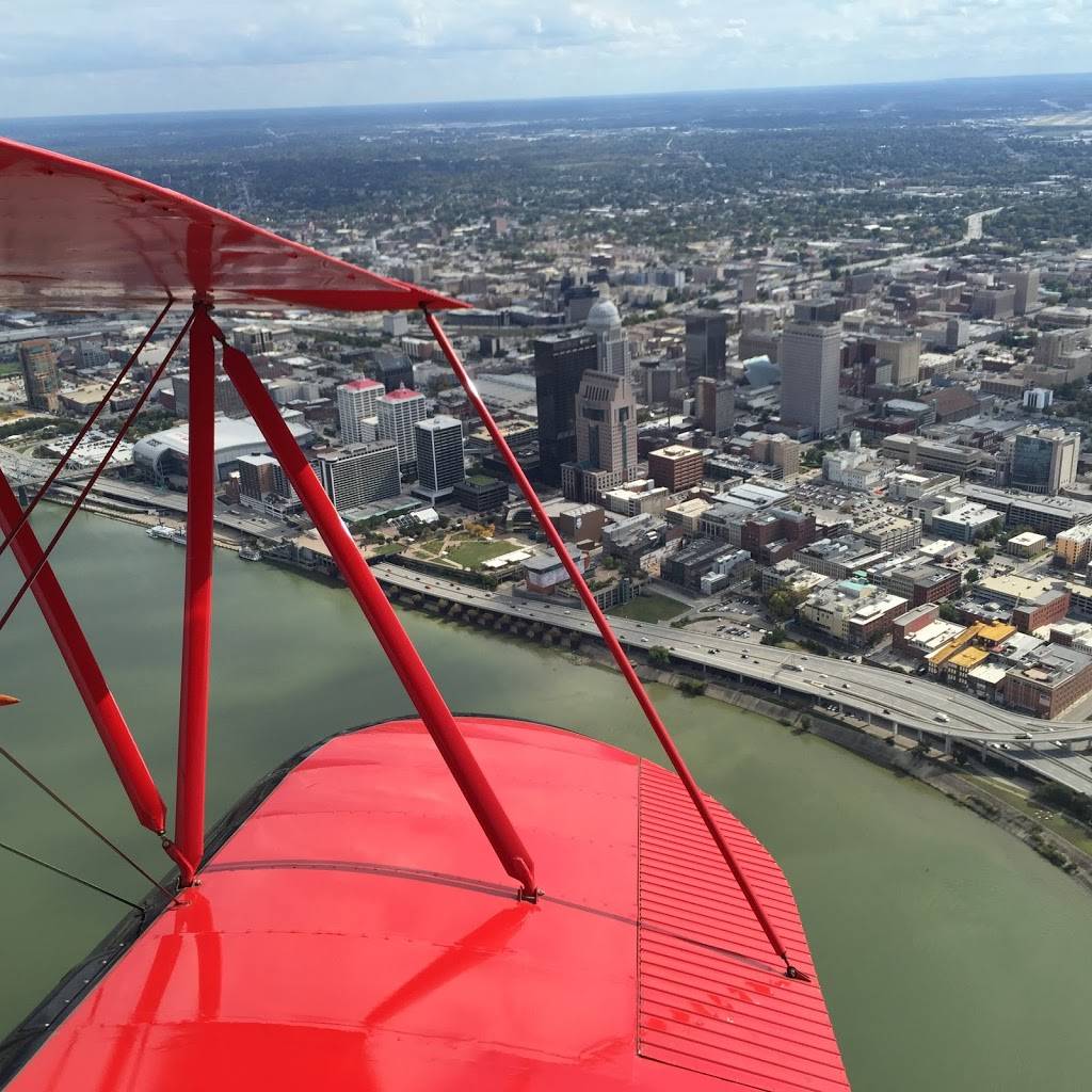 Classic Biplane Tours | 2700 Gast Blvd, Louisville, KY 40205, USA | Phone: (502) 836-5252