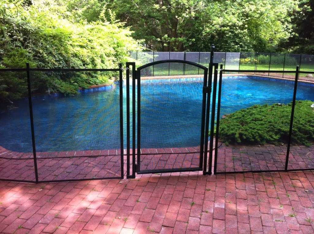 Pool Fence Of New York | 517 Florence Rd, Mineola, NY 11501, USA | Phone: (516) 797-0289