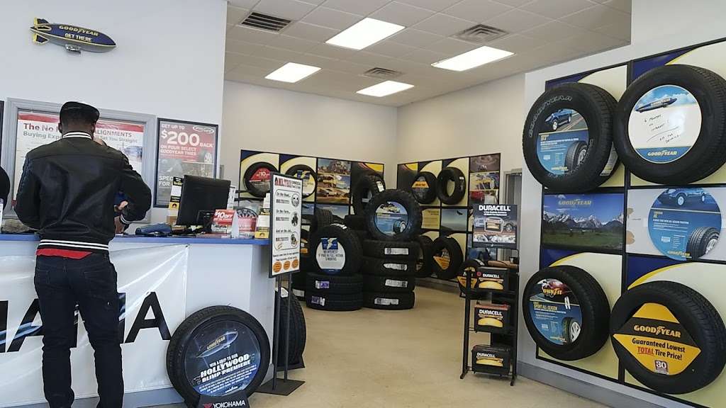 Mr. Tire Auto Service Centers | 270 Stadium St, Smyrna, DE 19977, USA | Phone: (302) 653-4656