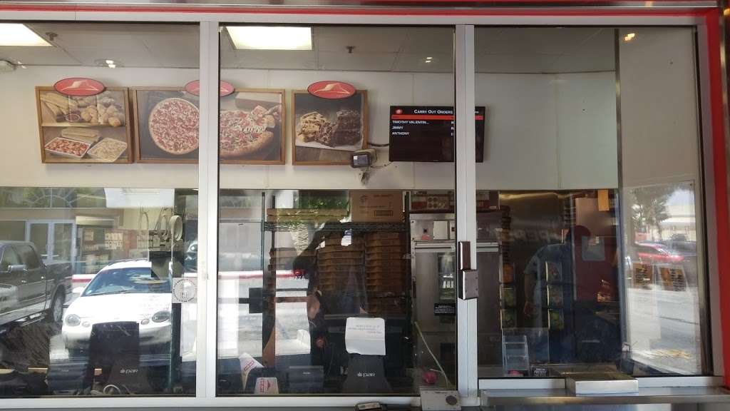 Pizza Hut | 153 E Compton Blvd, Compton, CA 90220 | Phone: (310) 635-5900