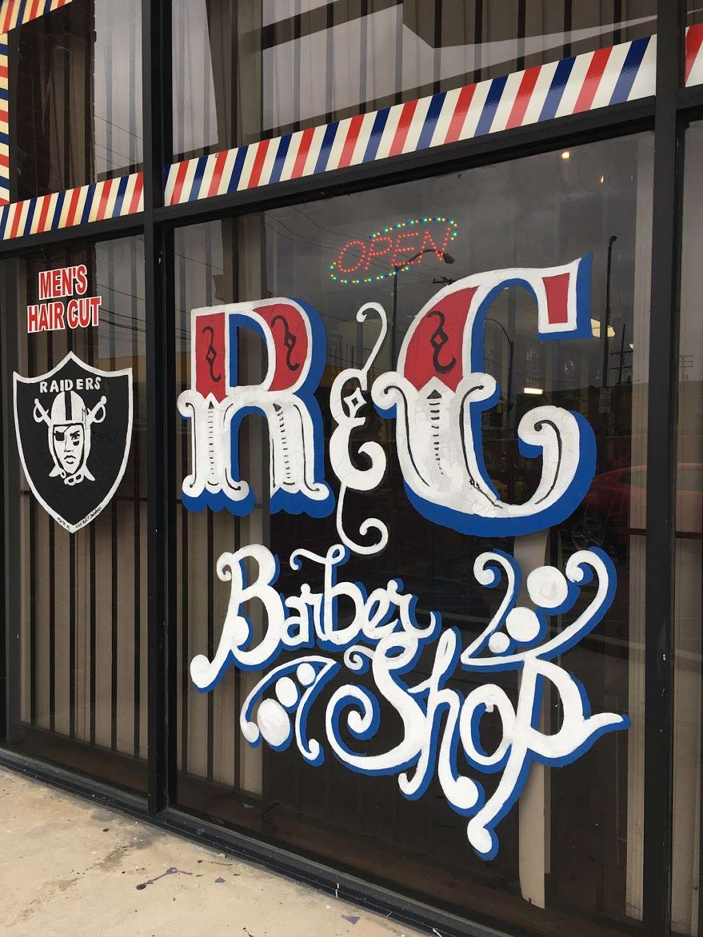 R & C Barbershop | 2130 W Whittier Blvd, Montebello, CA 90640 | Phone: (323) 246-6952