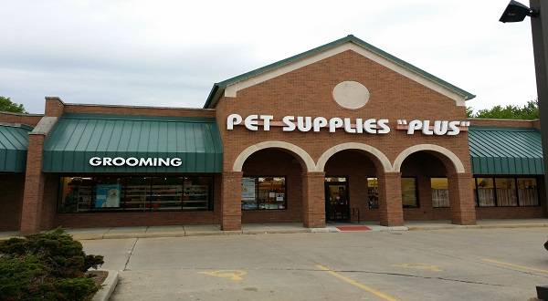 Pet Supplies Plus Middleburg Heights | 7570 Pearl Rd, Middleburg Heights, OH 44130, USA | Phone: (440) 891-9779