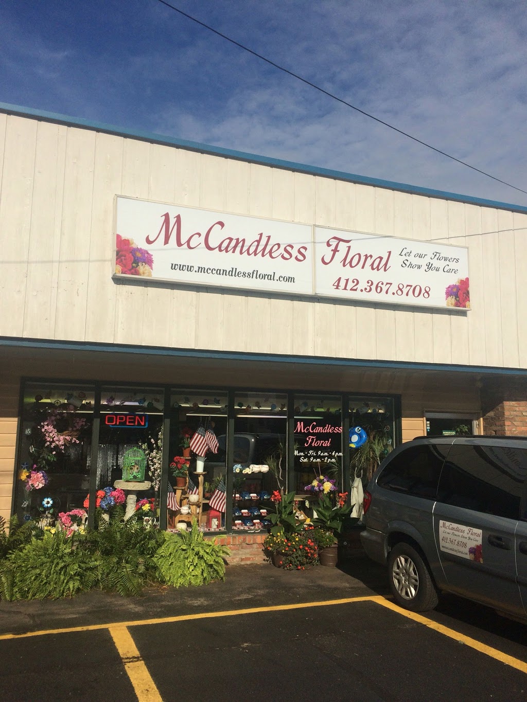 McCandless Floral | 8105 Perry Hwy, Pittsburgh, PA 15237 | Phone: (412) 367-8708