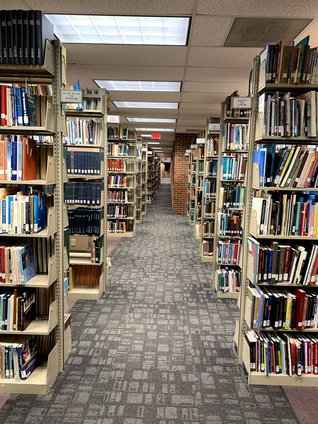 Ablah Library | 1845 Fairmount St, Wichita, KS 67260, USA | Phone: (316) 978-3481