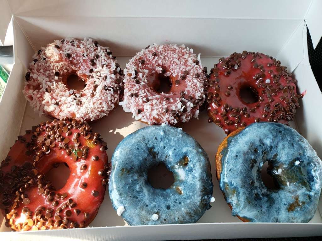 Fractured Prune | 8021, 20214 Coastal Hwy, Rehoboth Beach, DE 19971, USA | Phone: (302) 227-0747