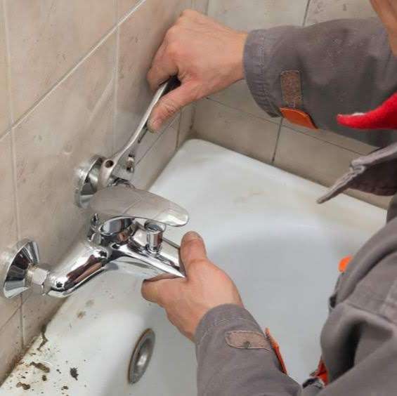 Complete Plumber of West Chicago IL | 480 EAST Roosevelt Rd, West Chicago, IL 60185, USA | Phone: (630) 884-5792