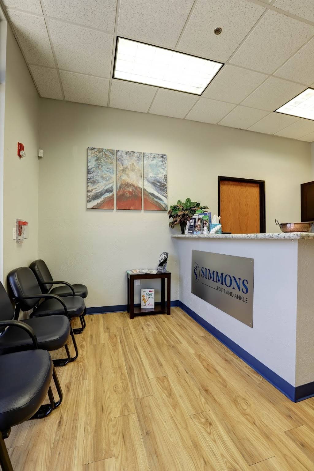 Simmons foot and ankle | 1355 S Higley Rd Suite 112, Gilbert, AZ 85296, USA | Phone: (480) 579-3830
