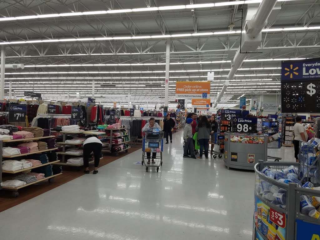 Walmart Kissimmee - E Osceola Pkwy - Super Center Tabling today.