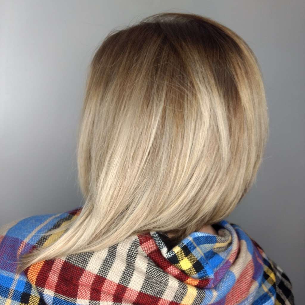 Amanda Whelan Hair Artist | 19 Roselle Rd, Schaumburg, IL 60194, USA | Phone: (773) 216-1779