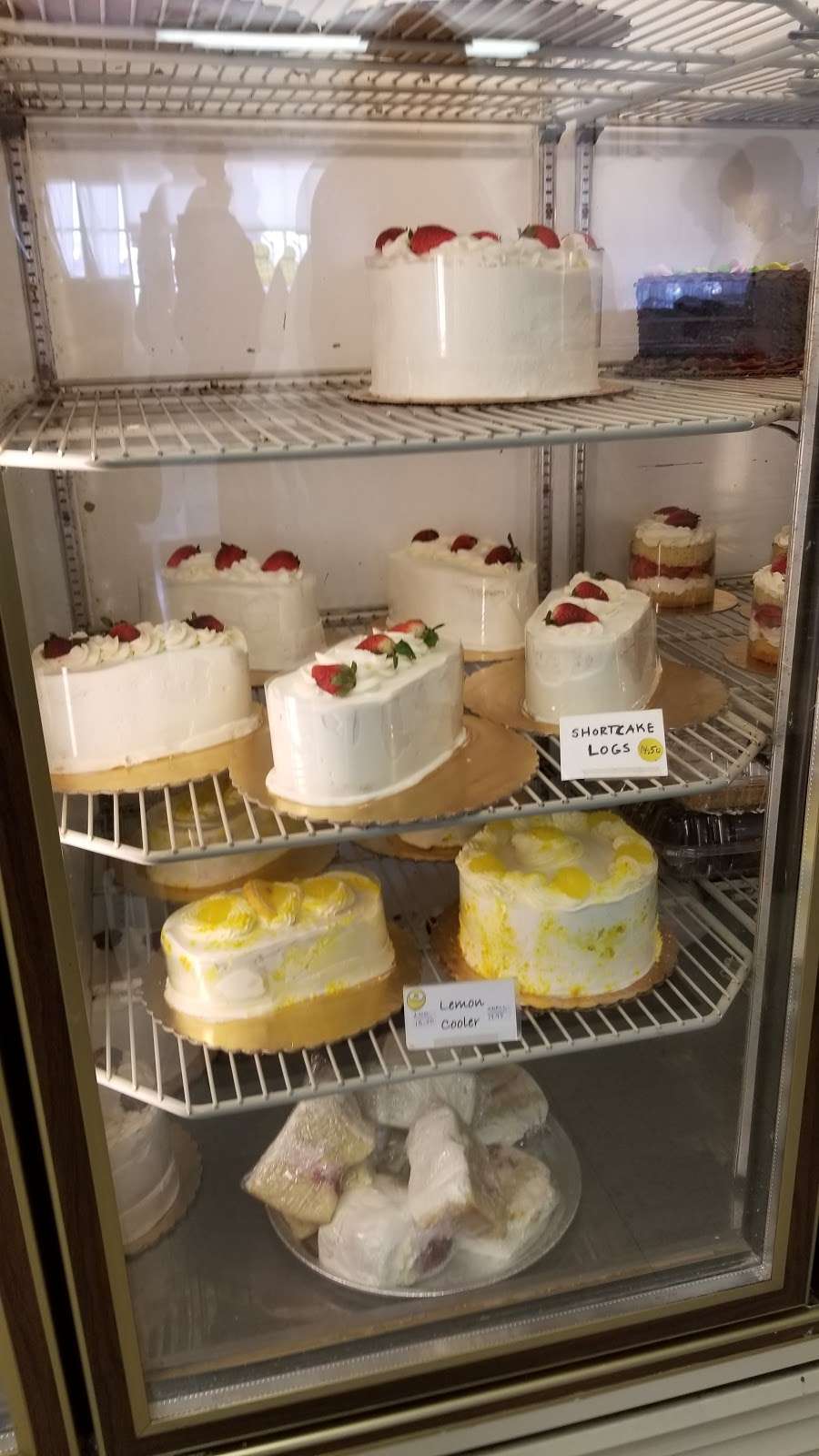 Kyjs Bakery | 3372 Chichester Ave, Boothwyn, PA 19061, USA | Phone: (610) 494-1962