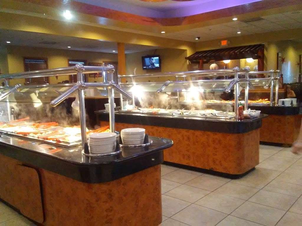 Hibachi Buffet & Sushi | 1901 Carl D. Silver Parkway, Fredericksburg, VA 22401, USA | Phone: (540) 786-2333