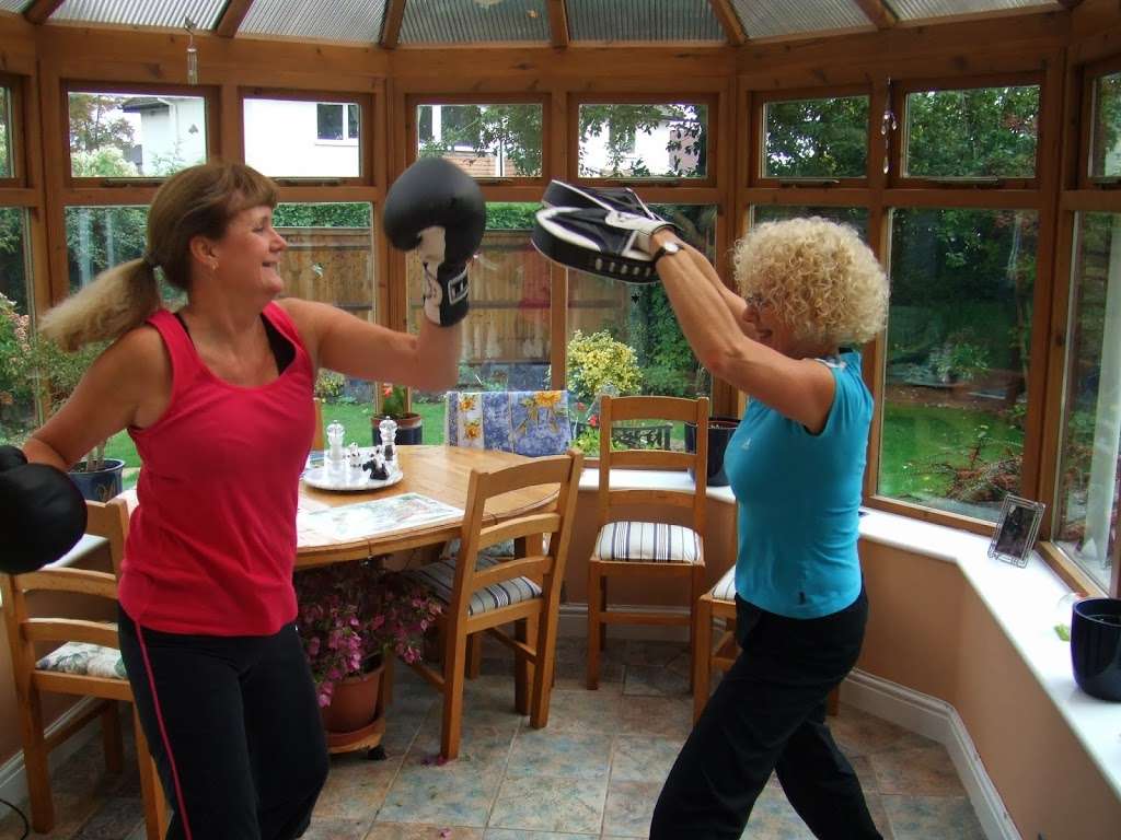 PT with Ro Personal Training at home | 15 Beverley Cres, Tonbridge TN9 2RD, UK | Phone: 01732 354492