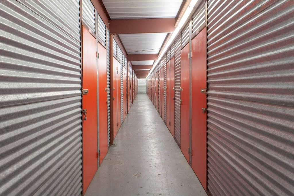 Public Storage | 3750 Marsh Ln, Carrollton, TX 75007, USA | Phone: (972) 695-9401