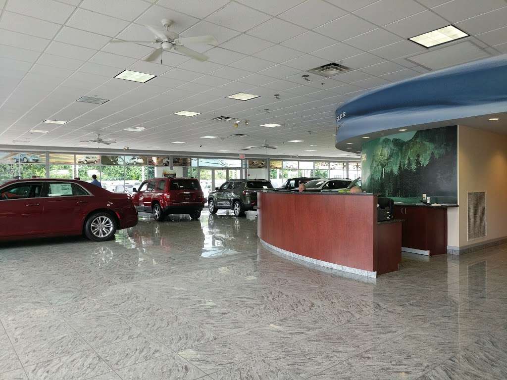 Newark Chrysler Jeep Dodge RAM | 244 E Cleveland Ave, Newark, DE 19711, USA | Phone: (302) 731-0100