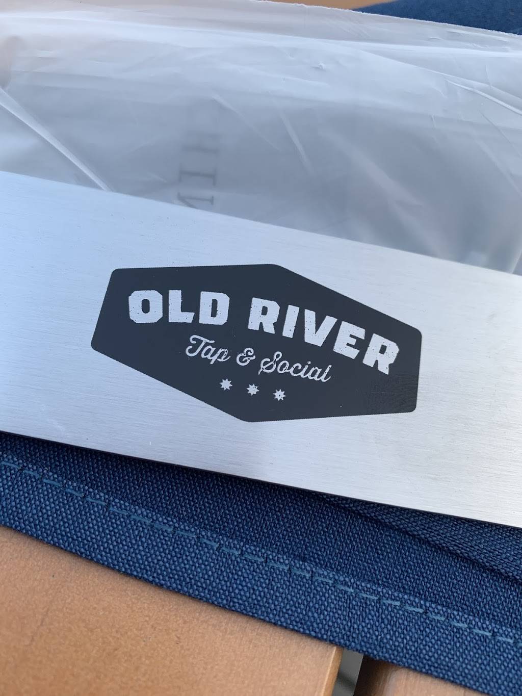 Old River Tap and Social | 19245 Detroit Rd, Rocky River, OH 44116 | Phone: (440) 857-0399