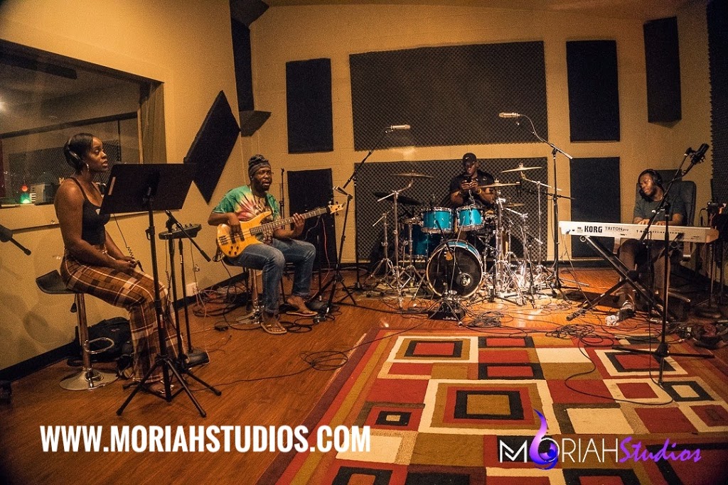 Moriah Studios | 10055 Belknap Rd #118, Sugar Land, TX 77498, USA | Phone: (832) 548-0514
