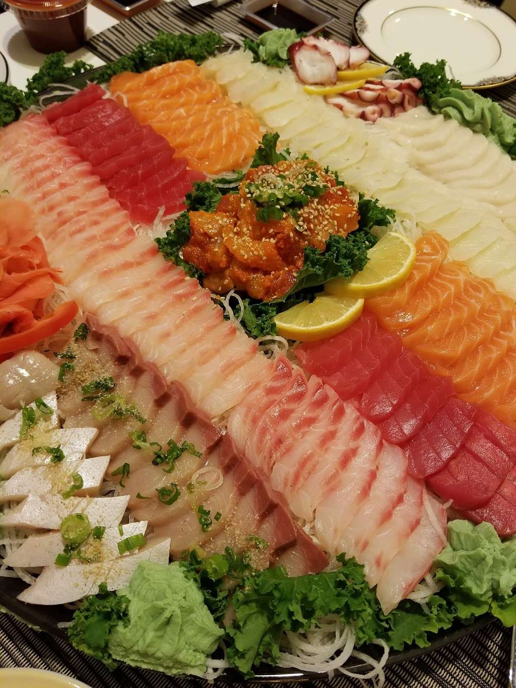 Sushi Island | 520 Bergen Blvd, Palisades Park, NJ 07650, USA | Phone: (201) 346-9006