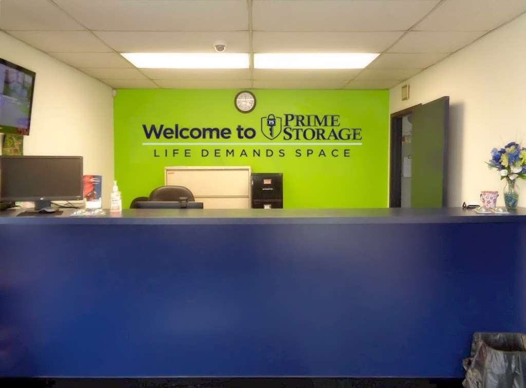 Prime Storage | 400 Tyburn Rd, Fairless Hills, PA 19030, USA | Phone: (267) 341-8234