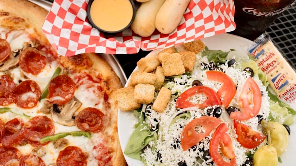 Greek’s Pizzeria 16th Street | 1601 Columbia Ave, Indianapolis, IN 46202, USA | Phone: (317) 602-6833