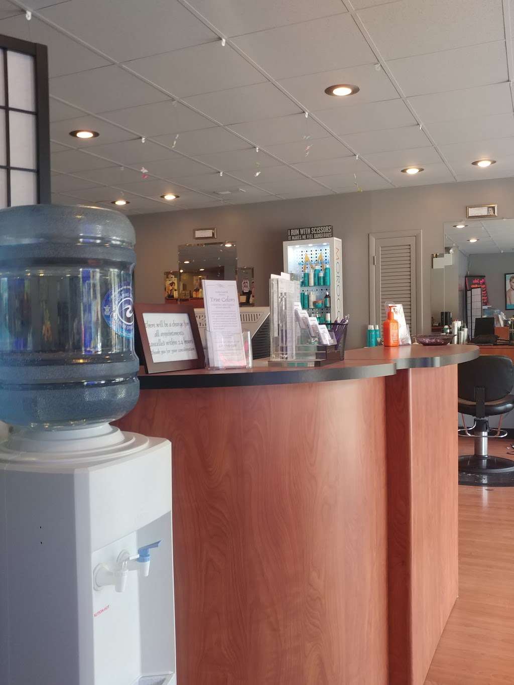 True Colors Hair Salon | 707 Sandosky Rd, Sykesville, MD 21784, USA | Phone: (410) 795-3386