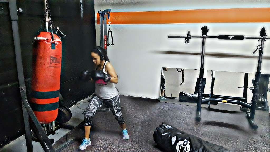 Body Change Fitness Studio | 2066 W Hunting Park Ave Suite 105, Philadelphia, PA 19140, USA | Phone: (267) 521-1621