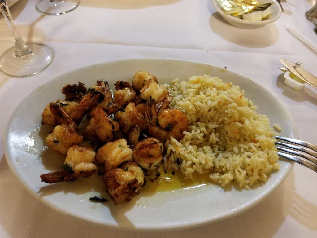 Garrafao Restaurant | 567 Main St, Sayreville, NJ 08872, USA | Phone: (732) 432-9940