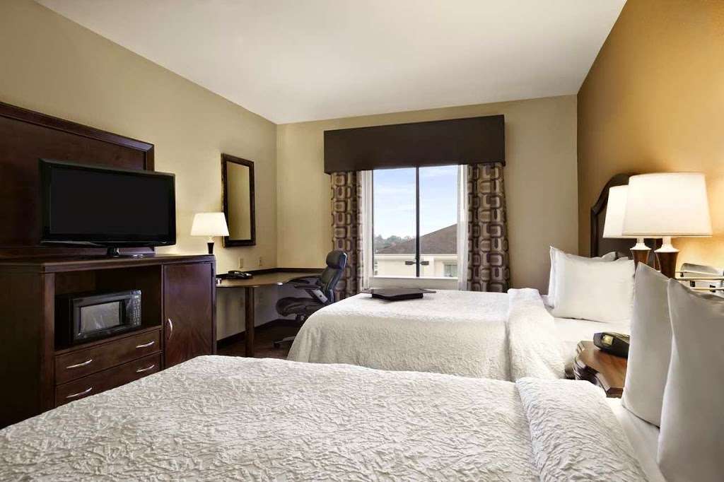 Hampton Inn & Suites Conroe - I-45 North | 2242 Stoneside Rd, Conroe, TX 77303, USA | Phone: (936) 539-1888