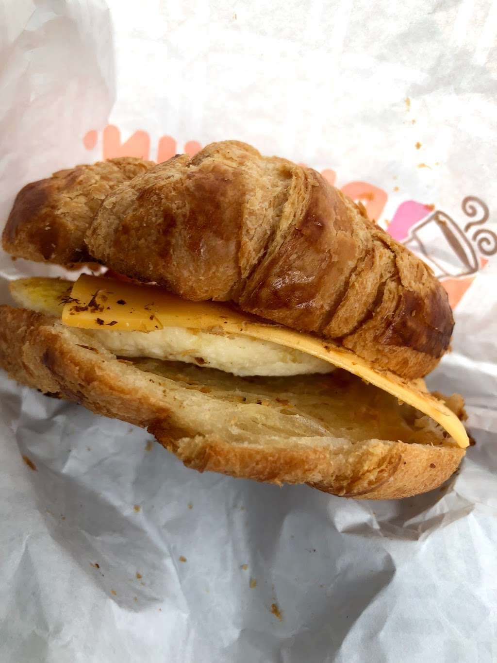 Dunkin Donuts | 3310 W Addison St, Chicago, IL 60618, USA | Phone: (773) 539-8114